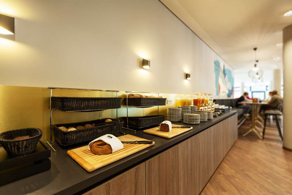 Holiday Inn - The Niu, Mesh Stuttgart Messe By Ihg Restaurant bilde